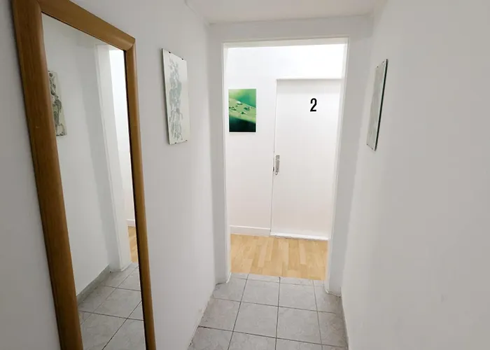 Comfortable In Lugner Area He Privatunterkunft Wien