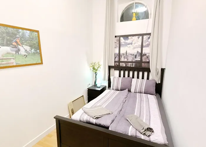Privatunterkunft Comfortable In Lugner Area He *