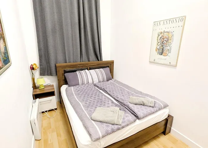 Privatunterkunft Comfortable In Lugner Area He Wien